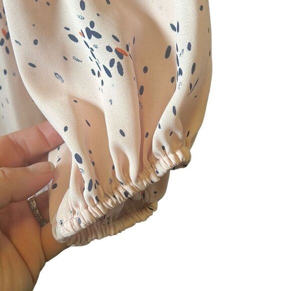 a.n.a Womens Blouse L‎ Large Pink Black Print Long Sleeve Flowy Tie Neck - Picture 2 of 6